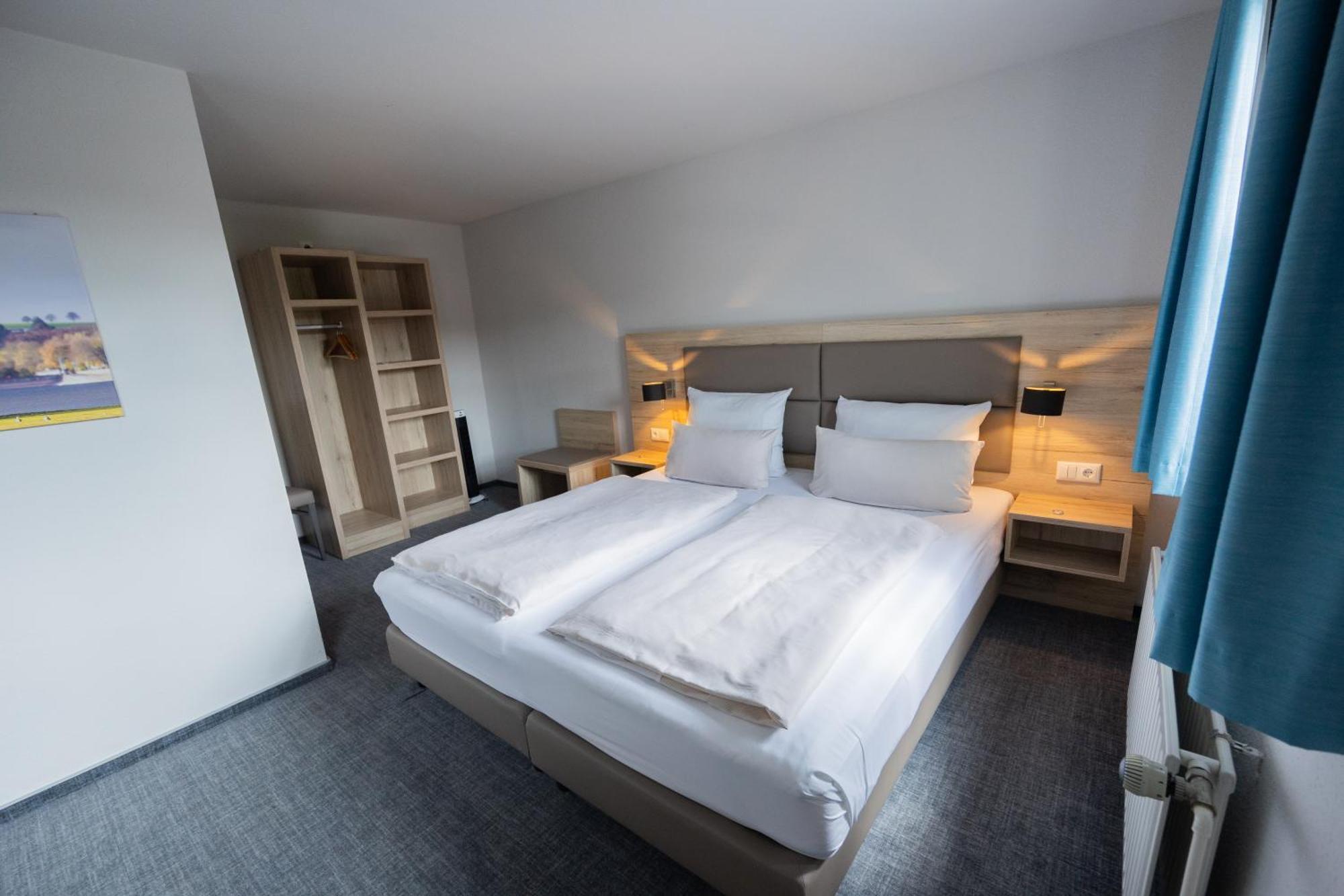 Hotel Haus Delecke Mohnesee Bagian luar foto